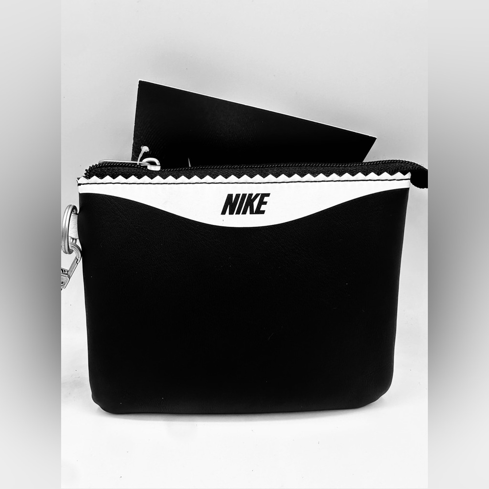 Nike Cortez Wristlet - Picture 2 of 6